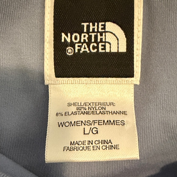 The Northface Vneck Women’s Vaporwick Top size Large - Picture 7 of 10